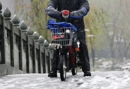 冬季電動車續(xù)航少？愛瑪電動車“引擎MAX”讓你騎更遠不怕沒電！