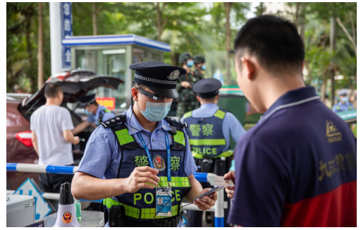 移動(dòng)5G+亮亮AR眼鏡助力“科技興警” ，攜手共建5G智慧新警務(wù)