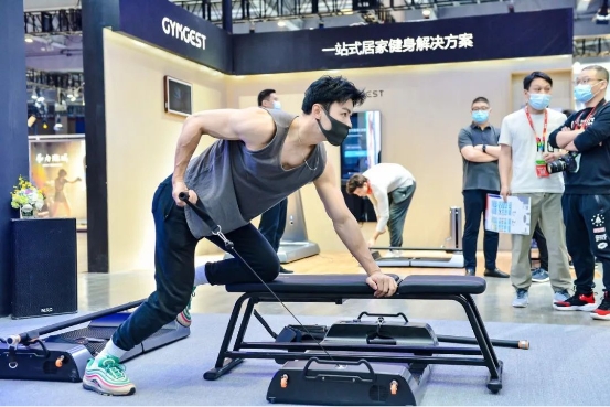 圓滿收官，GYMGEST攜新品跑步機(jī)、力量站亮相體博會!