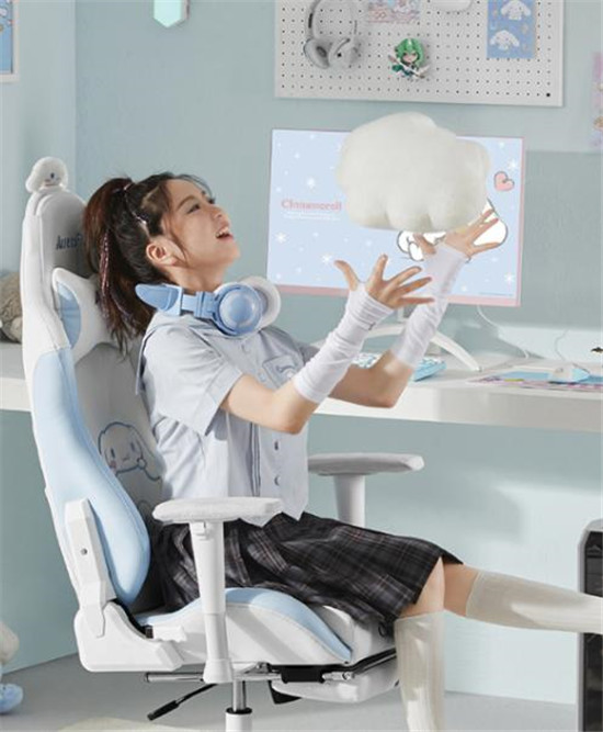 AutoFull傲風丨三麗鷗正版授權(quán)HelloKitty、大耳狗新品上線！