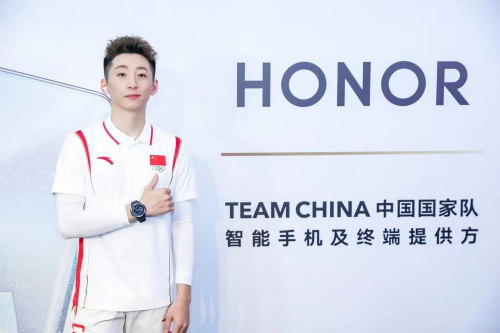 榮耀Earbuds 2 SE耳機(jī)以鐳射服務(wù) 為中國(guó)國(guó)家隊(duì)“榮耀出征”打call