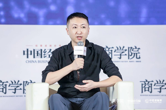 以“液態(tài)職場(chǎng)”提升企業(yè)價(jià)值，智聯(lián)招聘創(chuàng)新力為組織升級(jí)賦能