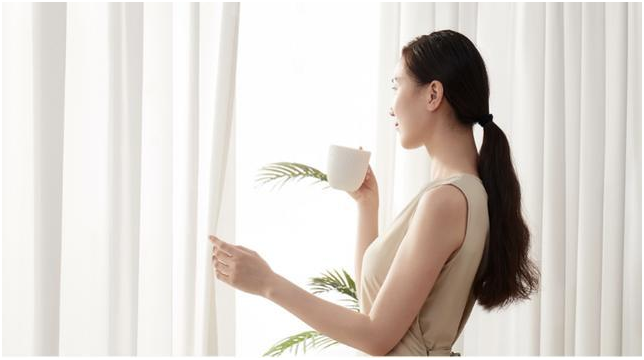 無(wú)需插座，窗簾隨心控，米家智能窗簾鋰電池版正式發(fā)布，首發(fā)899元