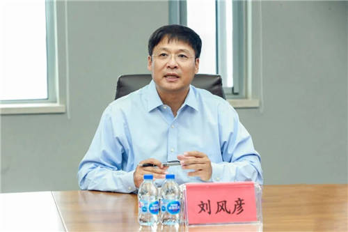 戰(zhàn)略合作丨榮聯(lián)與百度智能云簽署戰(zhàn)略合作協(xié)議，共建產(chǎn)業(yè)新生態(tài)