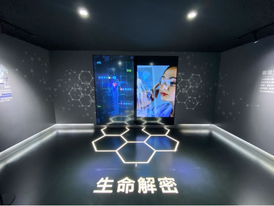 紀(jì)念蔡司175周年主題展在上海藝倉(cāng)美術(shù)館舉辦1483.jpg