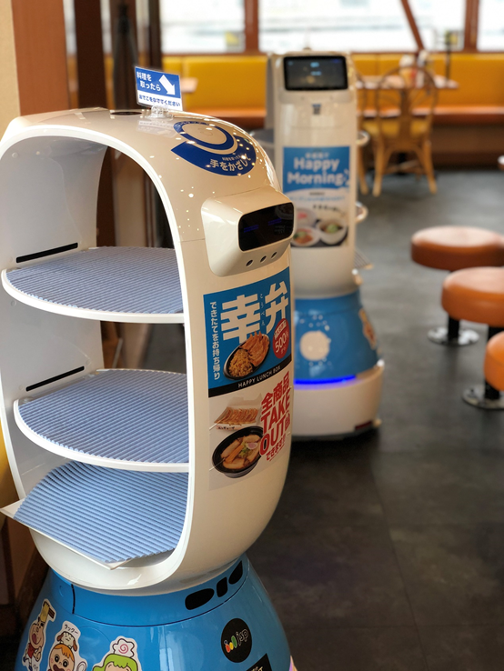 日本餐飲業(yè)迎來 “招工難”風(fēng)潮，服務(wù)機(jī)器人解難題
