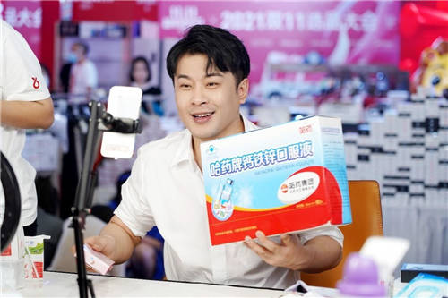 “一站式服務(wù)”出爐，辛巴辛有志用流量賦能國貨品牌