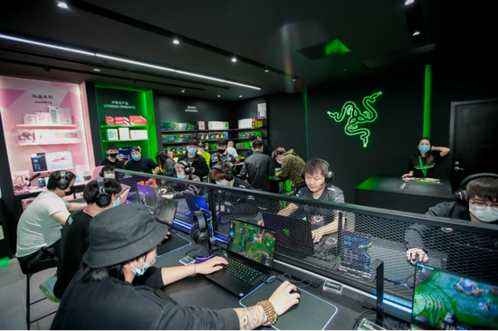 雷蛇線(xiàn)下體驗(yàn)店北京店開(kāi)業(yè)，Gamer的聚會(huì)新圣地？