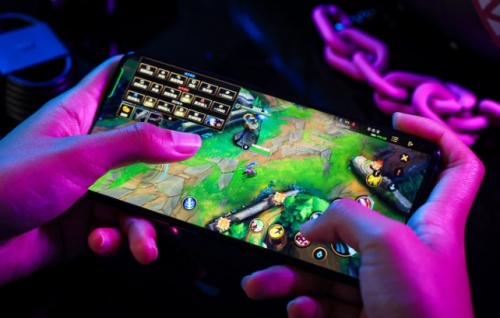 首批OPPO Reno7 Pro英雄聯(lián)盟手游限定版線上售罄，好產(chǎn)品果然受歡迎