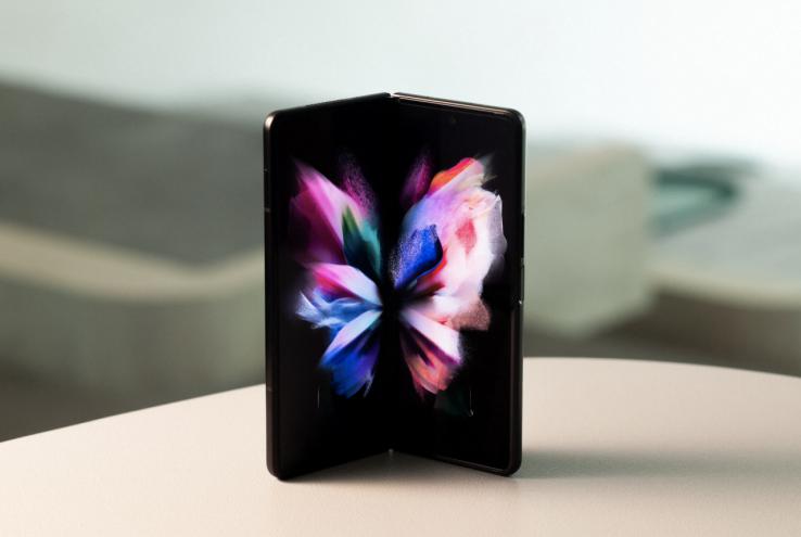 定義未來！三星Galaxy Z Fold3 5G引領(lǐng)折疊屏手機進入普及快車道