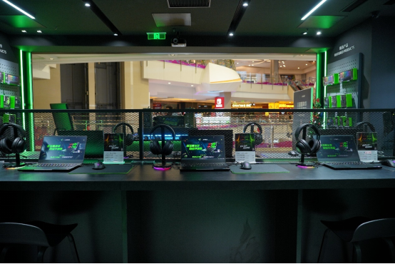 雷蛇×AMD：解鎖城市打卡新姿勢，讓潮流落地生活