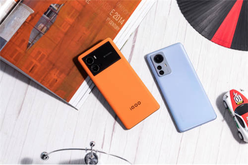 iQOO 9 Pro和小米12 Pro，售價(jià)相當(dāng)，那實(shí)力也平分秋色嗎？