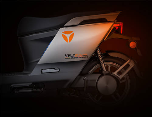 6990 元至 19800元，雅迪高端 VFLY 系列電動(dòng)車發(fā)布