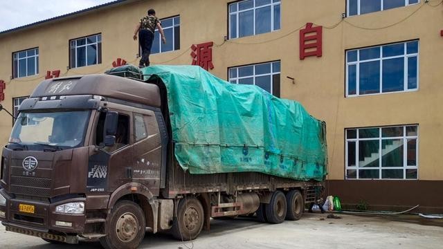 吉林玉米搬運工，用團油省出“金色收獲季”