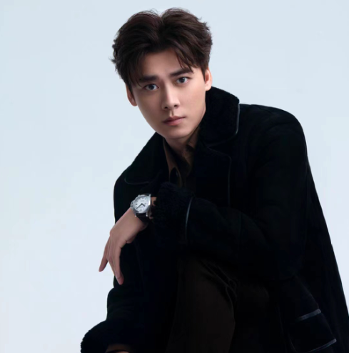 沛納海手表什么檔次？沛納海攜手李易峰，演繹經(jīng)典意式美學(xué)