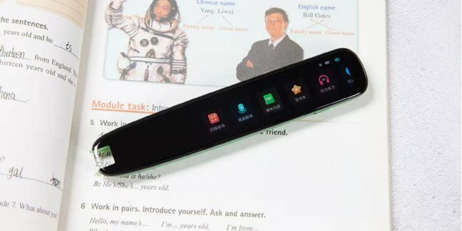 訊飛翻譯筆S11內(nèi)置海量詞庫，可滿足不同學(xué)齡段學(xué)生使用