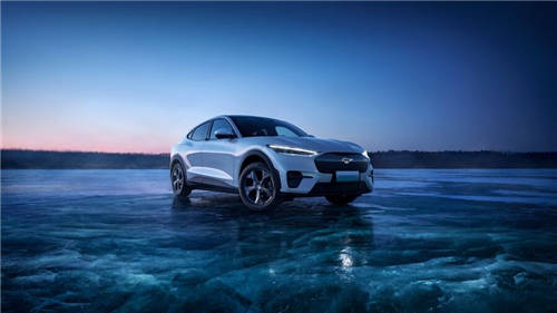 比亞迪電池供應(yīng)趨穩(wěn)，福特Mustang Mach-E交付縮短至6周