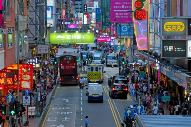 一路攀登，因為心中有光，植物醫(yī)生要讓世界愛上中國化妝品