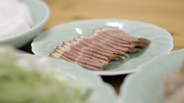 拼多多店鋪內(nèi)快速而美味的預(yù)制烹飪料理，使金華火腿的知名度、食用便捷性雙雙提升.jpg
