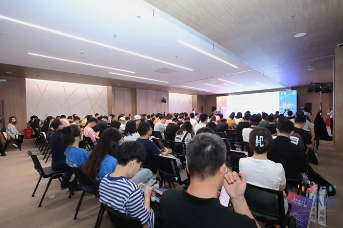 “新AI，新制造”2023 AI+制造產(chǎn)業(yè)論壇成功舉辦！2.jpg