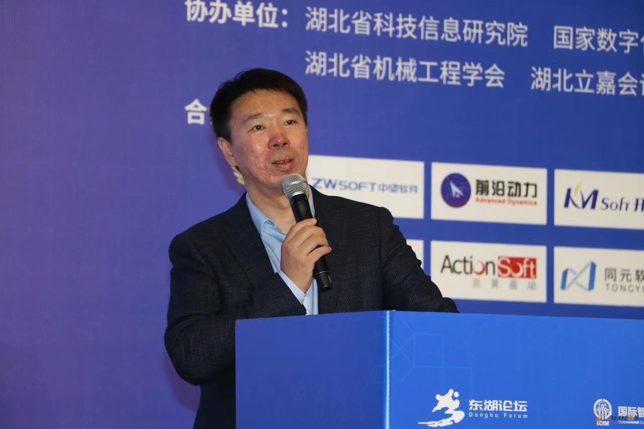 廣州中望龍騰軟件股份有限公司常務副總經(jīng)理、董事劉玉峰.jpg