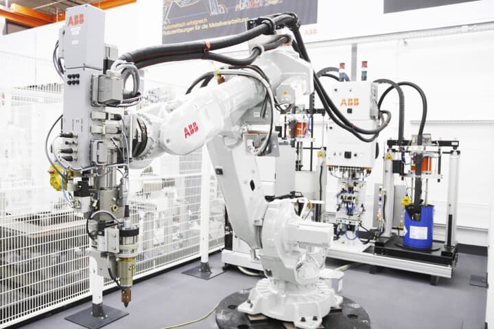 ABB計劃拆分機(jī)器人業(yè)務(wù)，2024年營收達(dá)到23億美元