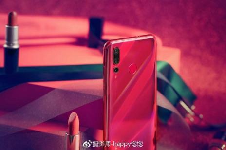 華為nova4圖賞：熱戀般的蜜語紅，甜蜜絢爛