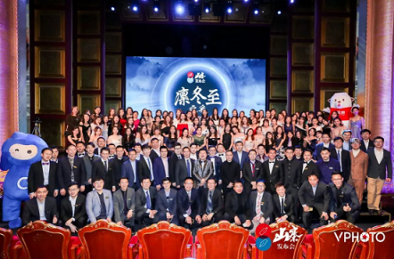 華為抖音羅永浩同獲獎，200媒體人共選行業(yè)年度大事
