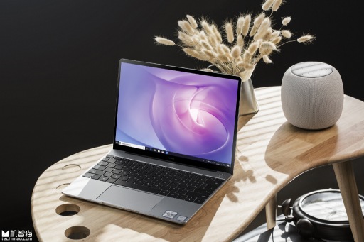 工作更高效！華為MateBook 13筆記本一碰傳秒懂職場(chǎng)心聲
