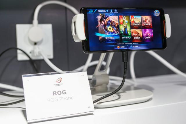 聚焦2019 CES：手機(jī)黑科技扎堆京東，新品首發(fā)值得期待
