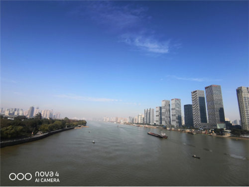突破局限，華為nova4為你記錄更廣闊世界
