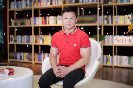 奧運(yùn)冠軍陳一冰現(xiàn)身酷我音樂(lè)《榜樣閱讀》 解讀成功的秘訣