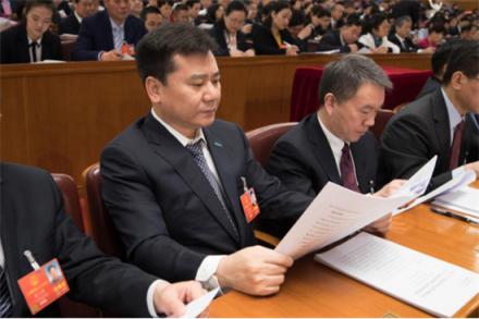 張近東兩會四提現(xiàn)代化物流建設，末端配送車輛標準制定箭在弦上