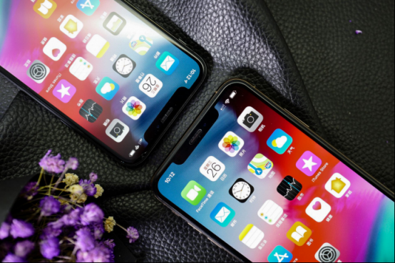 iPhone調(diào)價(jià)VS國產(chǎn)機(jī)漲價(jià)，短兵相接之下蘋果勝算幾成？