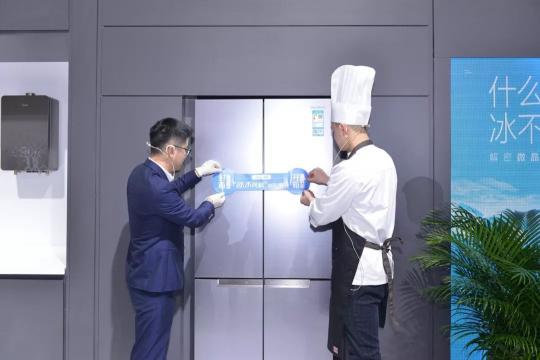 三文魚原鮮挑戰(zhàn)后，又玩冰水同框，這個品牌為何熱衷挑戰(zhàn)不可能?