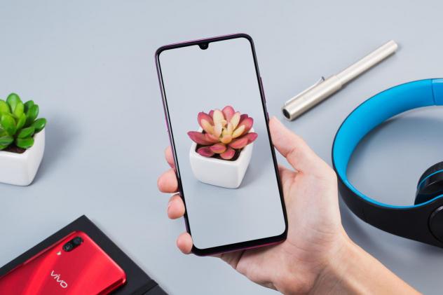 從此和挖孔屏說再見，vivo X27帶你領(lǐng)略真全面屏的魅力！