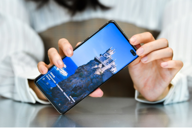 華為P30對比三星Galaxy S10，智能手機拍照和綜合實力你選哪一個？