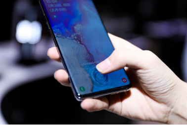 三星Galaxy S10和華為P30同是屏下指紋識別，哪個更安全？