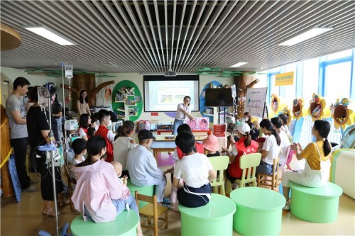 海鉅信達黨支部、義工隊六一“童”行送祝福