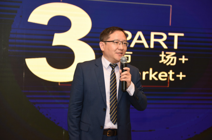 日托隆重推出高功率的最具性價(jià)比MWT蜂巢組件