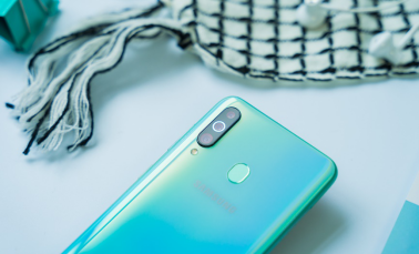 夏天來了，趕緊帶上三星Galaxy A60出去玩吧！