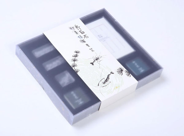 中國美術(shù)館推出全新文創(chuàng)衍生品，齊白石印章信箋禮盒摩點全網(wǎng)首發(fā)