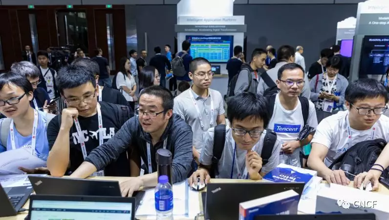 KubeCon + CloudNativeCon + Open Source Summit 2019大會第二天看點(diǎn)不斷!