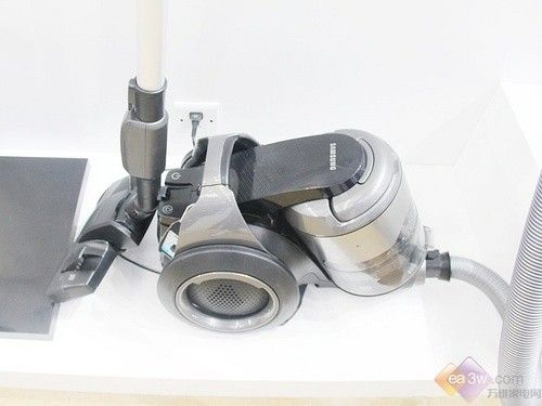 吸塵器哪個牌子好？十大品牌排行榜為你?！凹摇弊o航