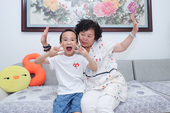 退休不是重點，老母親選擇“硬核”生活