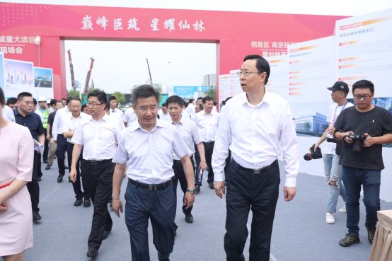 蘇寧投資67億自建商業(yè)廣場(chǎng)盛大開工 張近東：“租建并購(gòu)聯(lián)”不拘一格