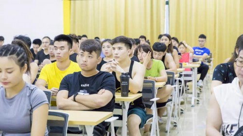 光豬圈健身與賽普聯(lián)手舉辦京滬兩場(chǎng)招聘會(huì)，加盟商現(xiàn)身說(shuō)法