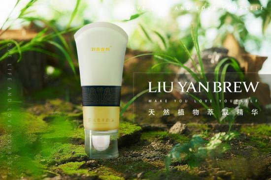劉燕釀制燕窩酒釀蛋+豐韻霜，外抹內(nèi)服詮釋真正的豐盈美