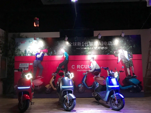 功能這么豪的愛瑪電動(dòng)車，生平僅見！