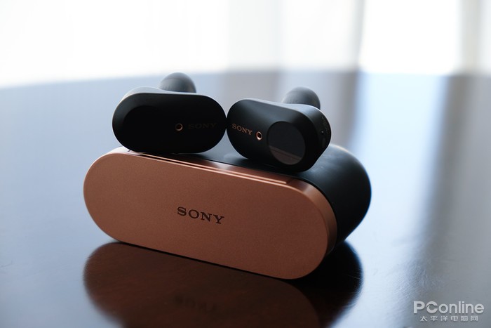 只知道一個(gè)AirPods？最好用的各類真無線耳機(jī)盤點(diǎn)